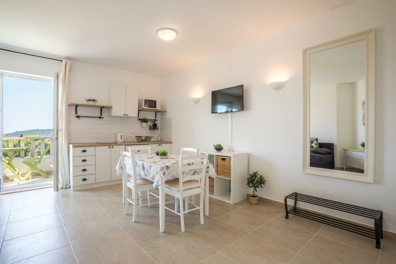 Apartmani Mariela Maslinica Δωμάτιο φωτογραφία